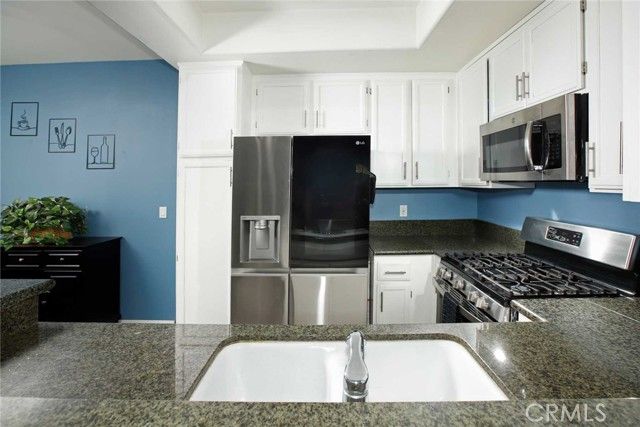 13280 Dronfield 21, Sylmar (los Angeles), CA 91342