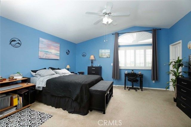 13280 Dronfield 21, Sylmar (los Angeles), CA 91342