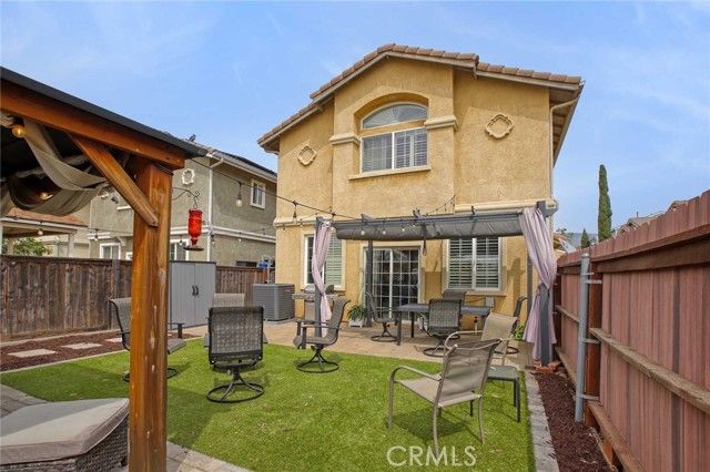 13280 Dronfield 21, Sylmar (los Angeles), CA 91342