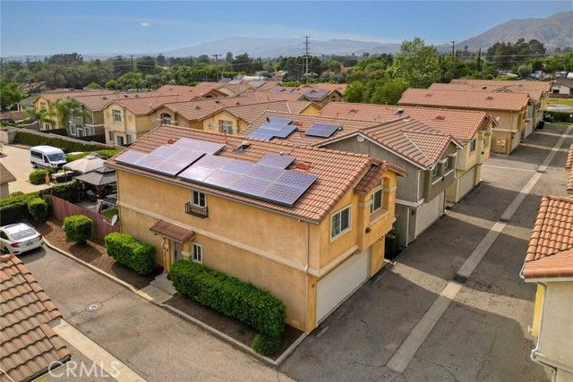 13280 Dronfield 21, Sylmar (los Angeles), CA 91342