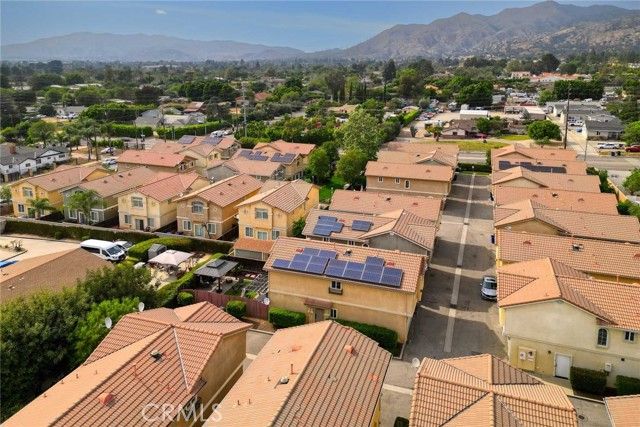 13280 Dronfield 21, Sylmar (los Angeles), CA 91342