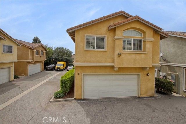 13280 Dronfield 21, Sylmar (los Angeles), CA 91342