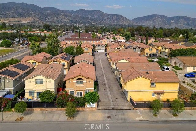 13280 Dronfield 21, Sylmar (los Angeles), CA 91342