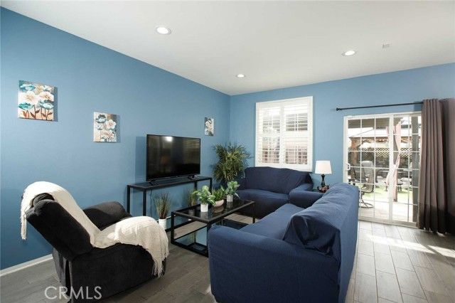 13280 Dronfield 21, Sylmar (los Angeles), CA 91342