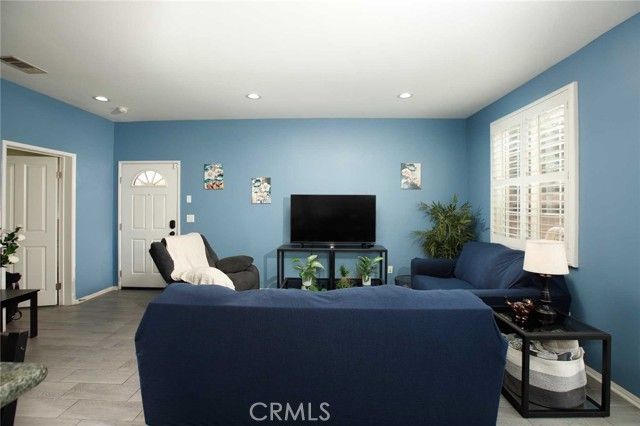 13280 Dronfield 21, Sylmar (los Angeles), CA 91342