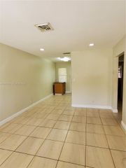 1925 Scott St 1-2, Hollywood, FL 33020