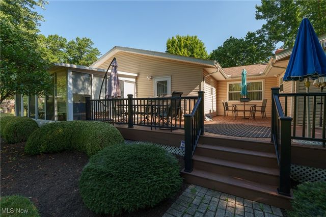 130 Strecker Drive, Tallmadge, OH 44278