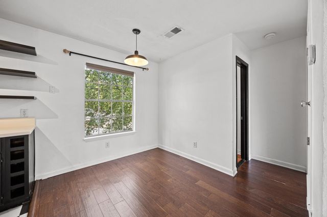3902 Peterson Ave 203, Austin, TX 78756