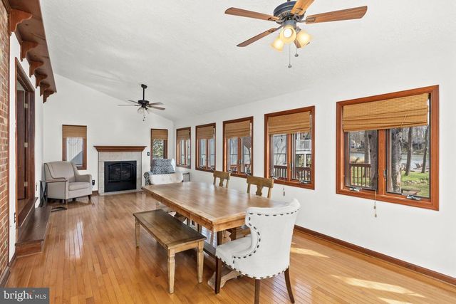 128 HARRISON CIR, Locust Grove, VA 22508