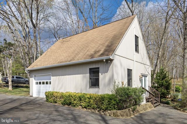 128 HARRISON CIR, Locust Grove, VA 22508