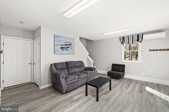 128 HARRISON CIR, Locust Grove, VA 22508