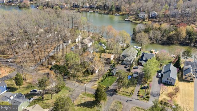 128 HARRISON CIR, Locust Grove, VA 22508