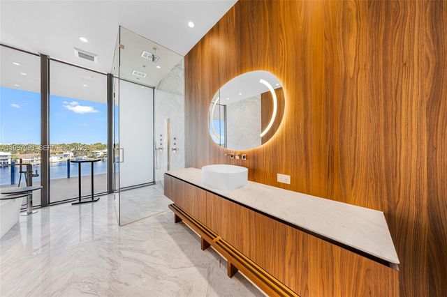 5 Grove Isle Dr S 504, Coconut Grove, FL 33133