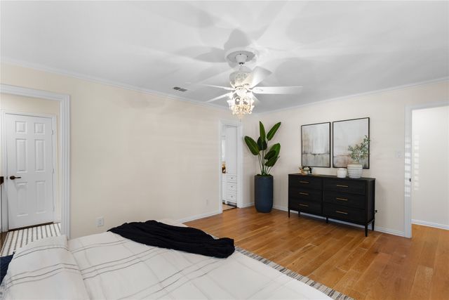 2125 Lakecrest Drive, Grapevine, TX 76051