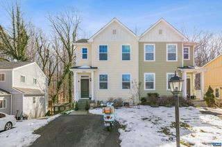 120 Longwood Dr # A, Charlottesville, VA 22903