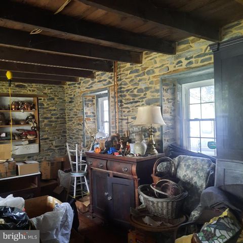 1300 N RIDGE RD, Perkasie, PA 18944