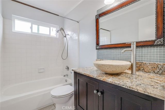 205 13th Street D, Huntington Beach, CA 92648