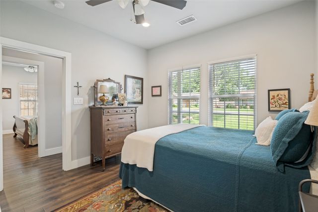 105 W Adkins Street, Seagoville, TX 75159