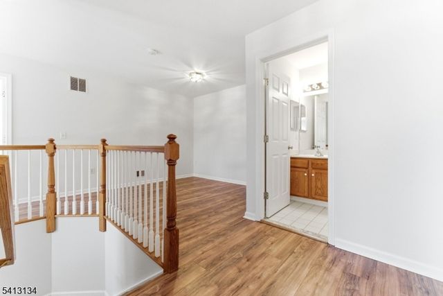 1331 Eagles Nest Ct, Lopatcong Twp., NJ 08886