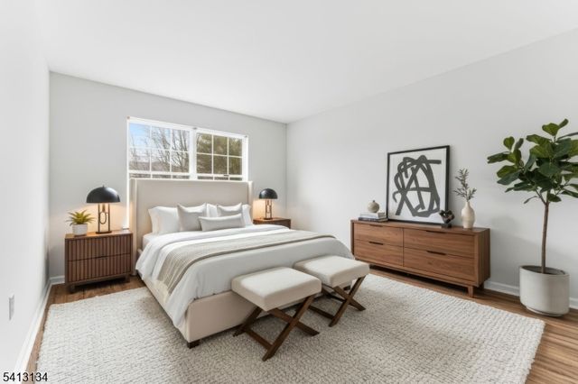 1331 Eagles Nest Ct, Lopatcong Twp., NJ 08886