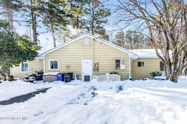 160 B Mallard Street, Manchester, NJ 08759