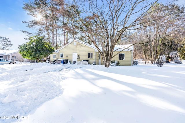 160 B Mallard Street, Manchester, NJ 08759