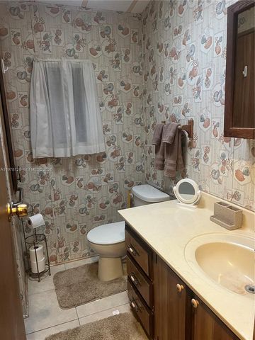 2064 Nettles Boulevard, Jensen Beach, FL 34957