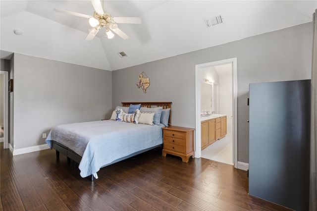 113 Forest Glen Drive, Mansfield, TX 76063