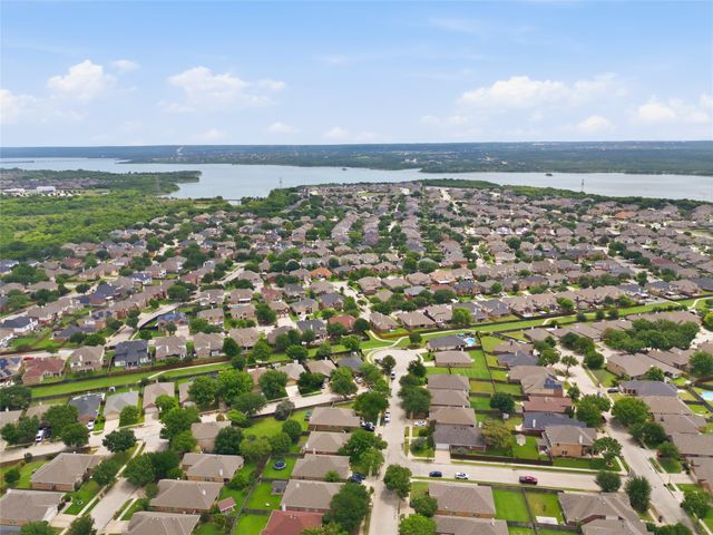 113 Forest Glen Drive, Mansfield, TX 76063