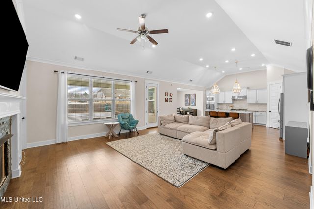 13604 Live Oak Loop, Olive Branch, MS 38654