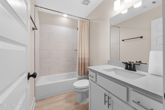 13604 Live Oak Loop, Olive Branch, MS 38654