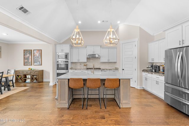 13604 Live Oak Loop, Olive Branch, MS 38654