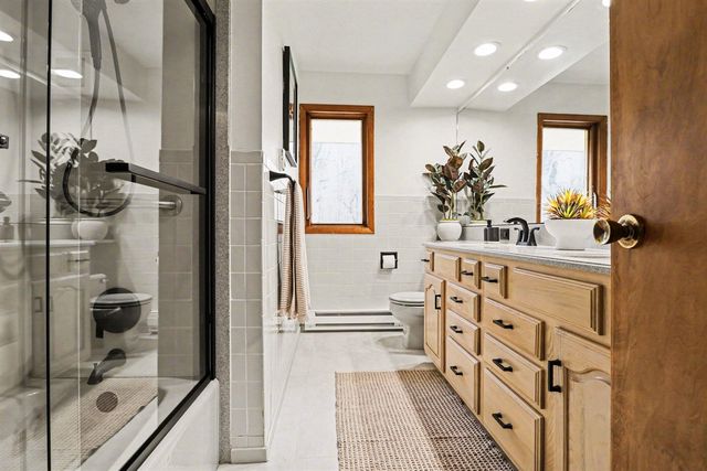 301 Woodland Drive, Buchanan, MI 49107