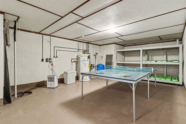 301 Woodland Drive, Buchanan, MI 49107