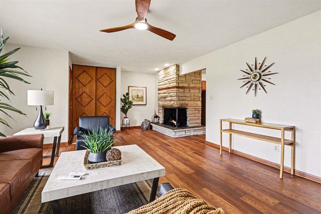 301 Woodland Drive, Buchanan, MI 49107