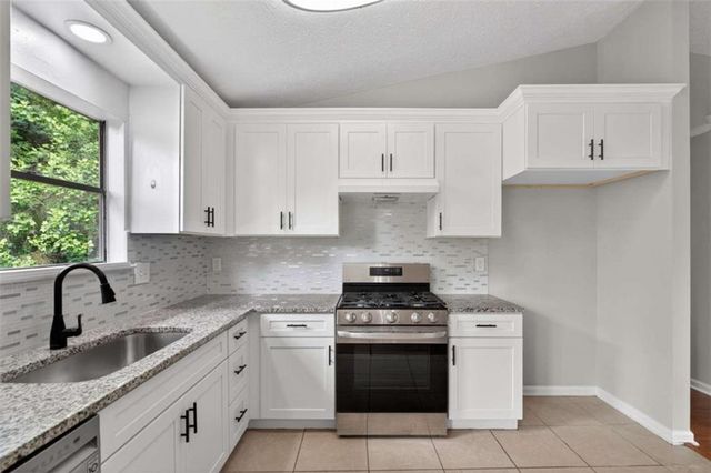 4298 Buckingham Place, Duluth, GA 30096