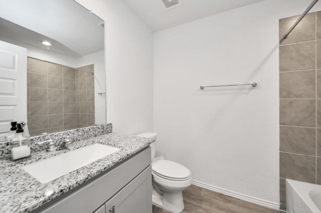 1313 Bison View Lane, Sealy, TX 77474
