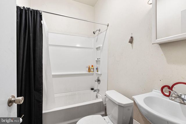 1213 W ALLEGHENY AVE, Philadelphia, PA 19133