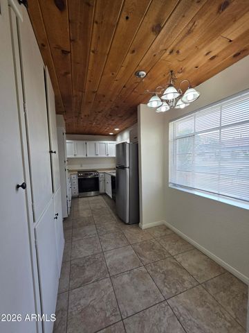 3207 E MEDLOCK Drive, Phoenix, AZ 85018