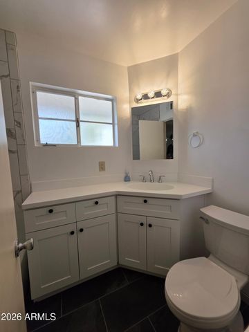 3207 E MEDLOCK Drive, Phoenix, AZ 85018