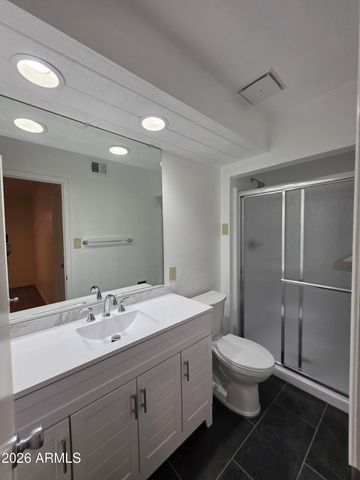 3207 E MEDLOCK Drive, Phoenix, AZ 85018