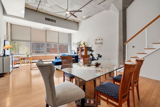 156 Porter St 240, Boston, MA 02128