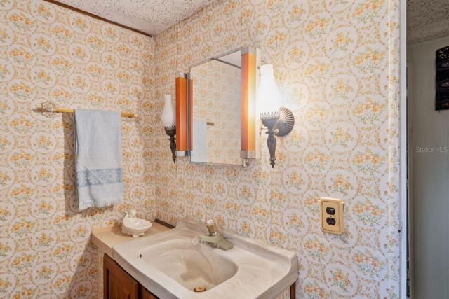 9310 KIOWA DR, New Port Richey, FL 34654