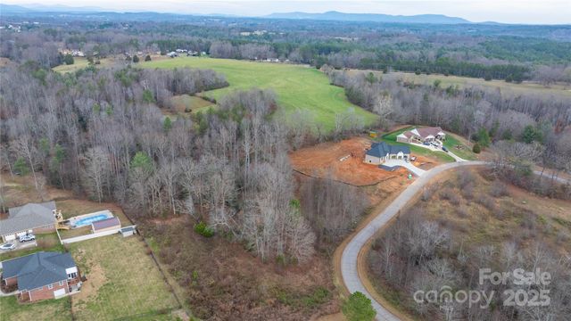 5280 Antler Creek Drive 25, Granite Falls, NC 28630