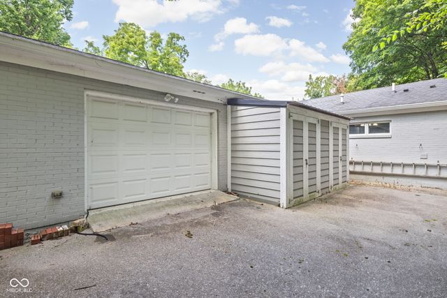 5840 High Fall Road, Indianapolis, IN 46226