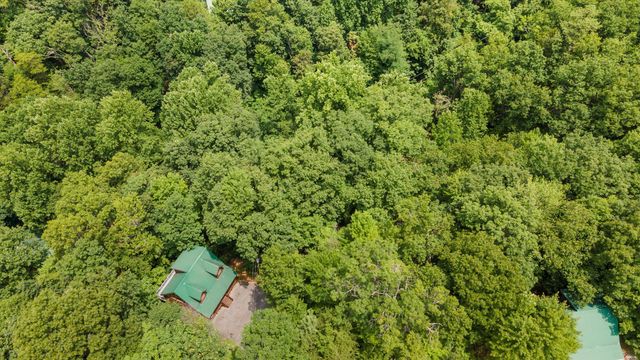 2457 N School House Gap Road, Sevierville, TN 37876