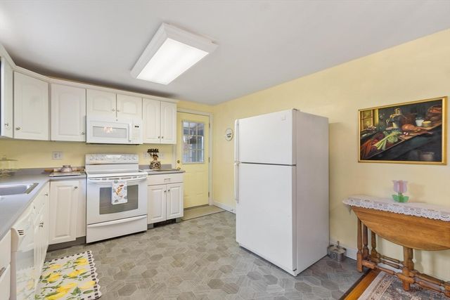 36 Baldwin Hill Road, Littleton, MA 01460