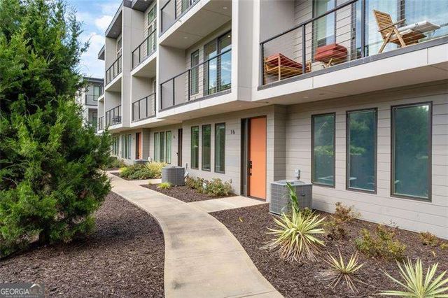 1300 Memorial Drive SE 16, Atlanta, GA 30317