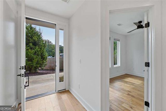 1300 Memorial Drive SE 16, Atlanta, GA 30317
