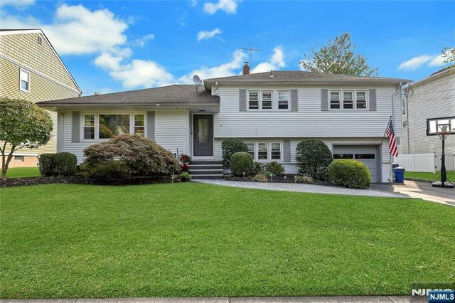 42 Eastbrook Drive, River Edge, NJ 07661